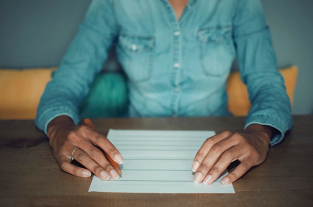 A person filling out the Cadastro Único form, with emphasis on the documents required for registration. The image should convey a sense of ease and guidance for the registration process.