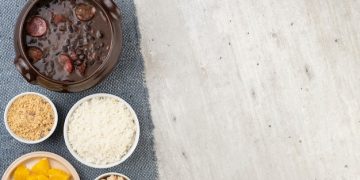 Economize na Cozinha: Substituições Inteligentes em Receitas Tradicionais - Cover Image
