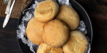 Pão de Queijo Perfeito: Receita Tradicional, Dicas e Como Economizar - Cover Image