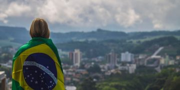 Cenário Econômico Brasileiro Pós-Eleições: Expectativas e Desafios - Cover Image